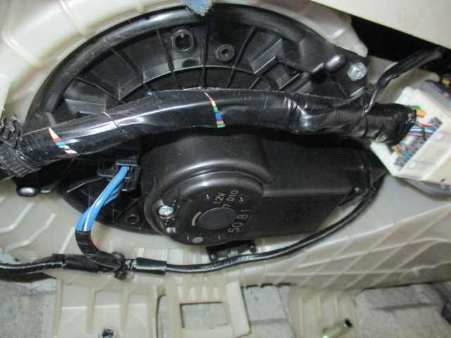 MPV　LY3P　L3VE　H18年式　ヒーターモーター　No.230087_画像1