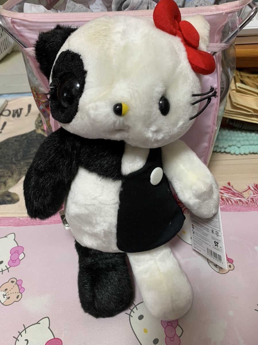 KITTY EXイベント限定で発売された、hanpandaキティぬいぐるみ