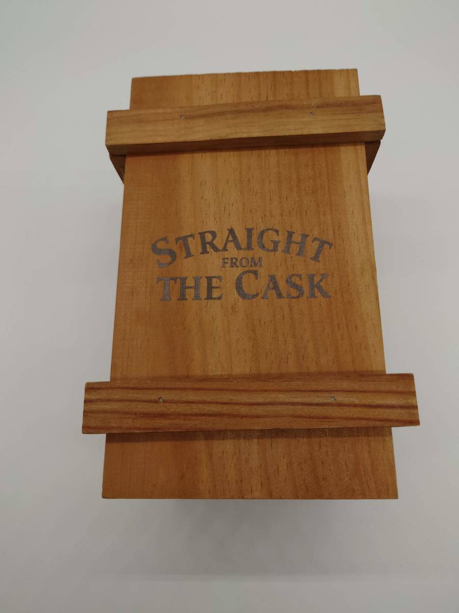 【超稀少】入手困難！ STRAIGHT FROM THE CASK　シングルモルト　スコッチウィスキー　25年_画像3