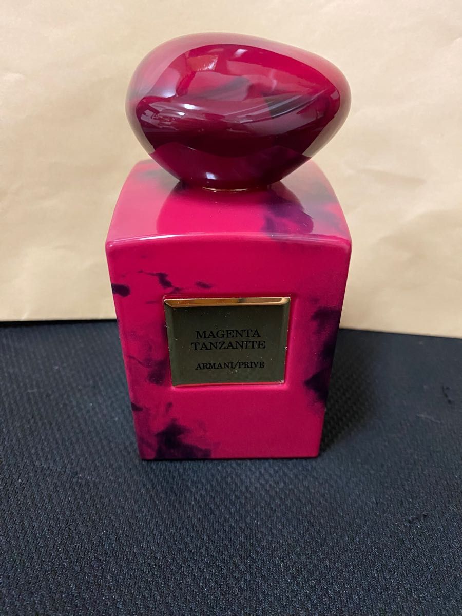 armani マジェンタ タンザナイト 100ml