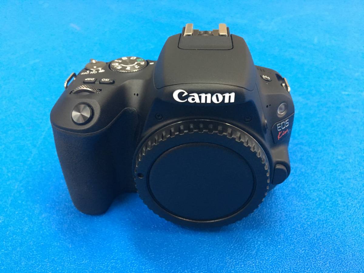 超美品】Canon EOS KISS X9 ボディ BK 予備バッテリー付き-