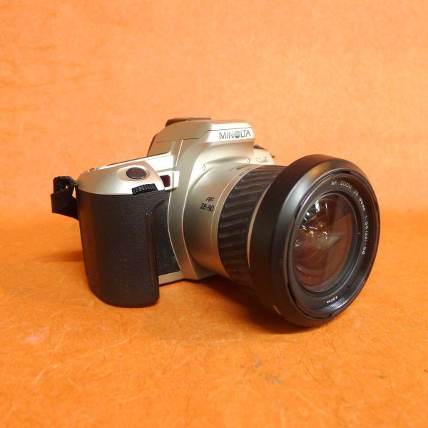 g495 MINOLTA SWEET a ボディとレンズ フィルムカメラ オートフォーカス 商品サイズ：約 幅14×高さ9.5×奥行13cm /60_画像2