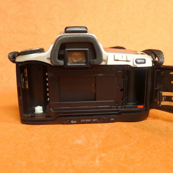 g495 MINOLTA SWEET a ボディとレンズ フィルムカメラ オートフォーカス 商品サイズ：約 幅14×高さ9.5×奥行13cm /60_画像7