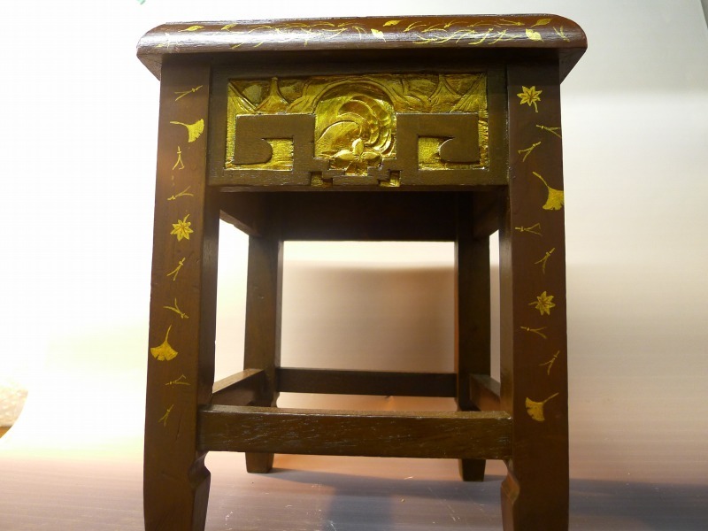 g575 トールペイント/木製/コンソールテーブル/飾りテーブル/猫と花柄/金彩彫刻/寸法：25x32x25cm/100_画像7