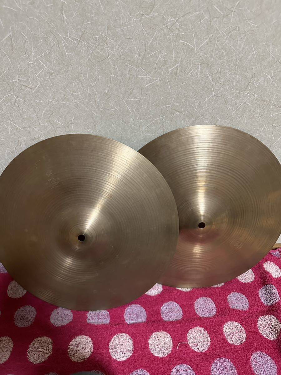 ヤフオク! - A Zildjian ニュービート14インチ 白抜きロゴ