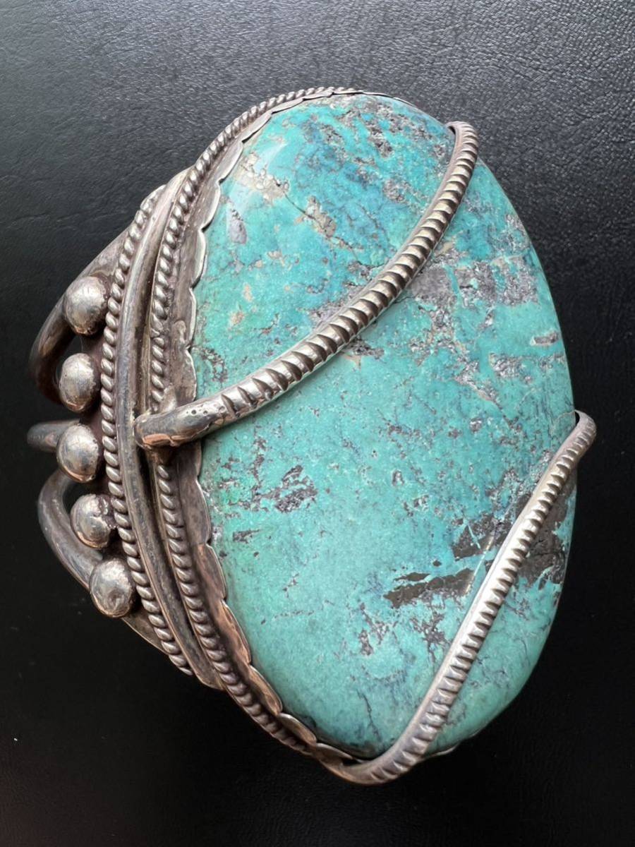 NAVAJO 故『Mark Chee/マーク・チー』1940's GEM Large Turquoise ハイグレード ターコイズ バングル ナバホ インディアンジュエリー ホピ_画像3