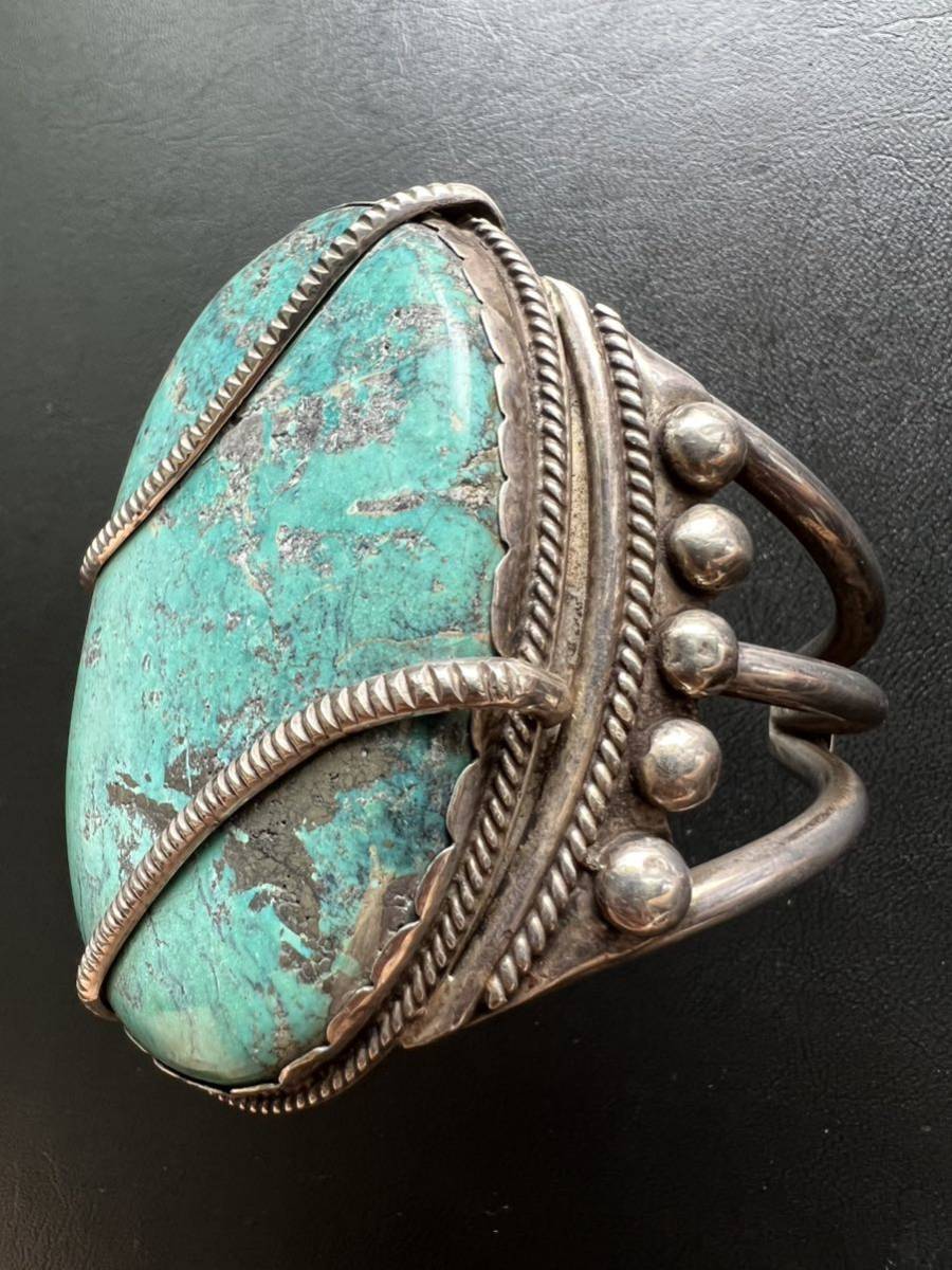 NAVAJO 故『Mark Chee/マーク・チー』1940's GEM Large Turquoise ハイグレード ターコイズ バングル ナバホ インディアンジュエリー ホピ_画像7