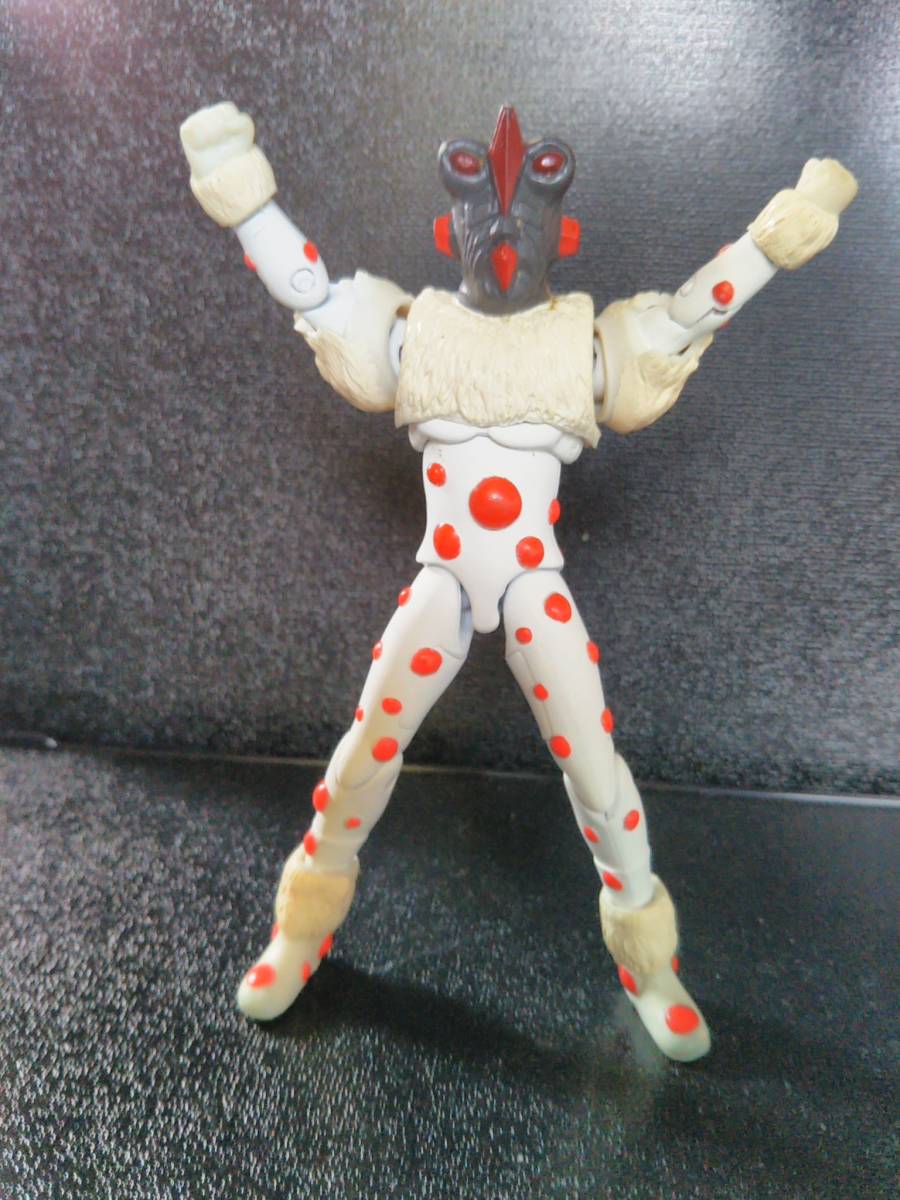 ■可動人形指關節明星人SHODO Ultraman VS自製改裝產品 原文:■可動フィギュア ナックル星人 SHODOウルトラマンVS 自作改造品