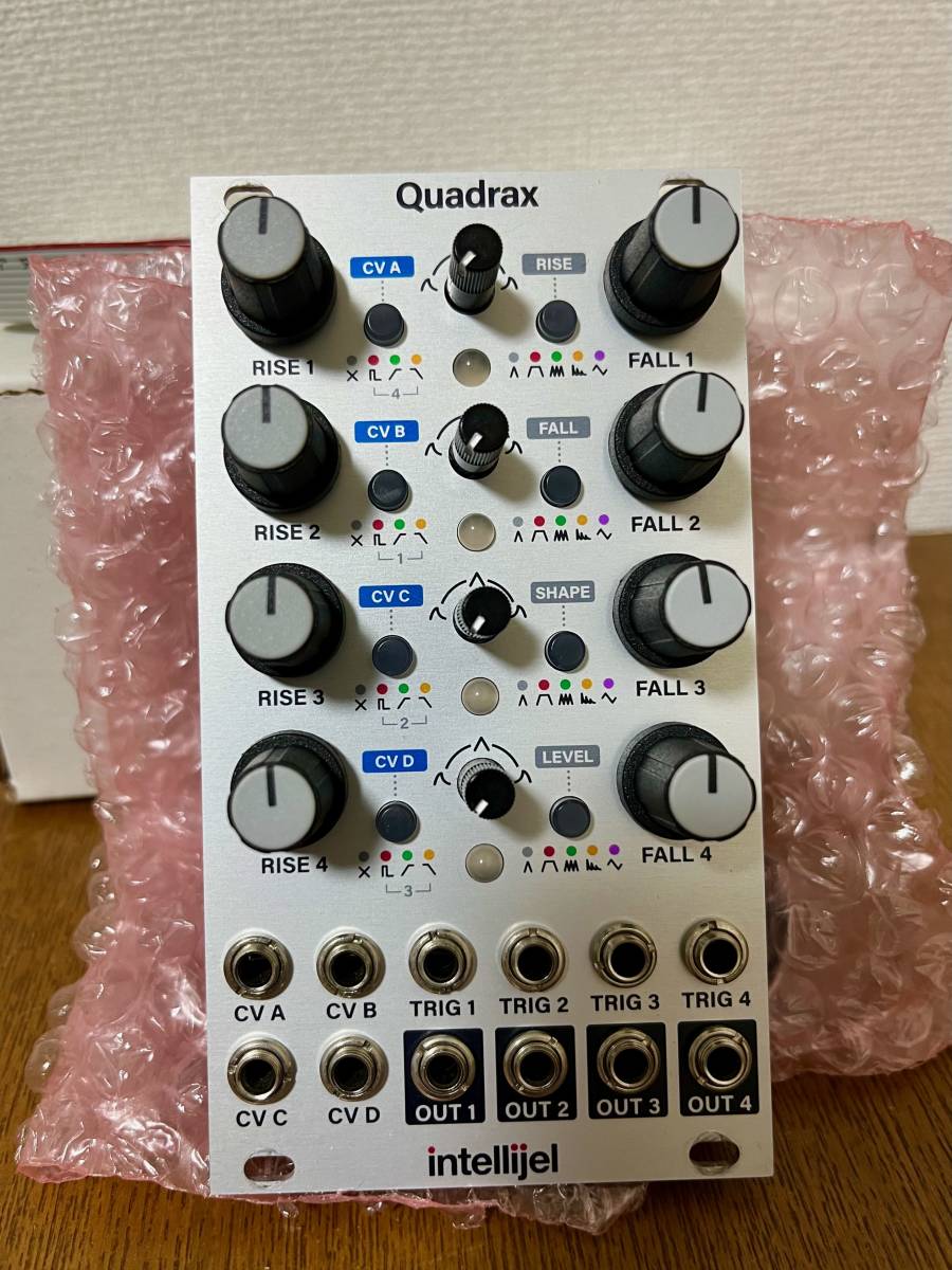 Intellijel Designs Quadrax モジュラーシンセ