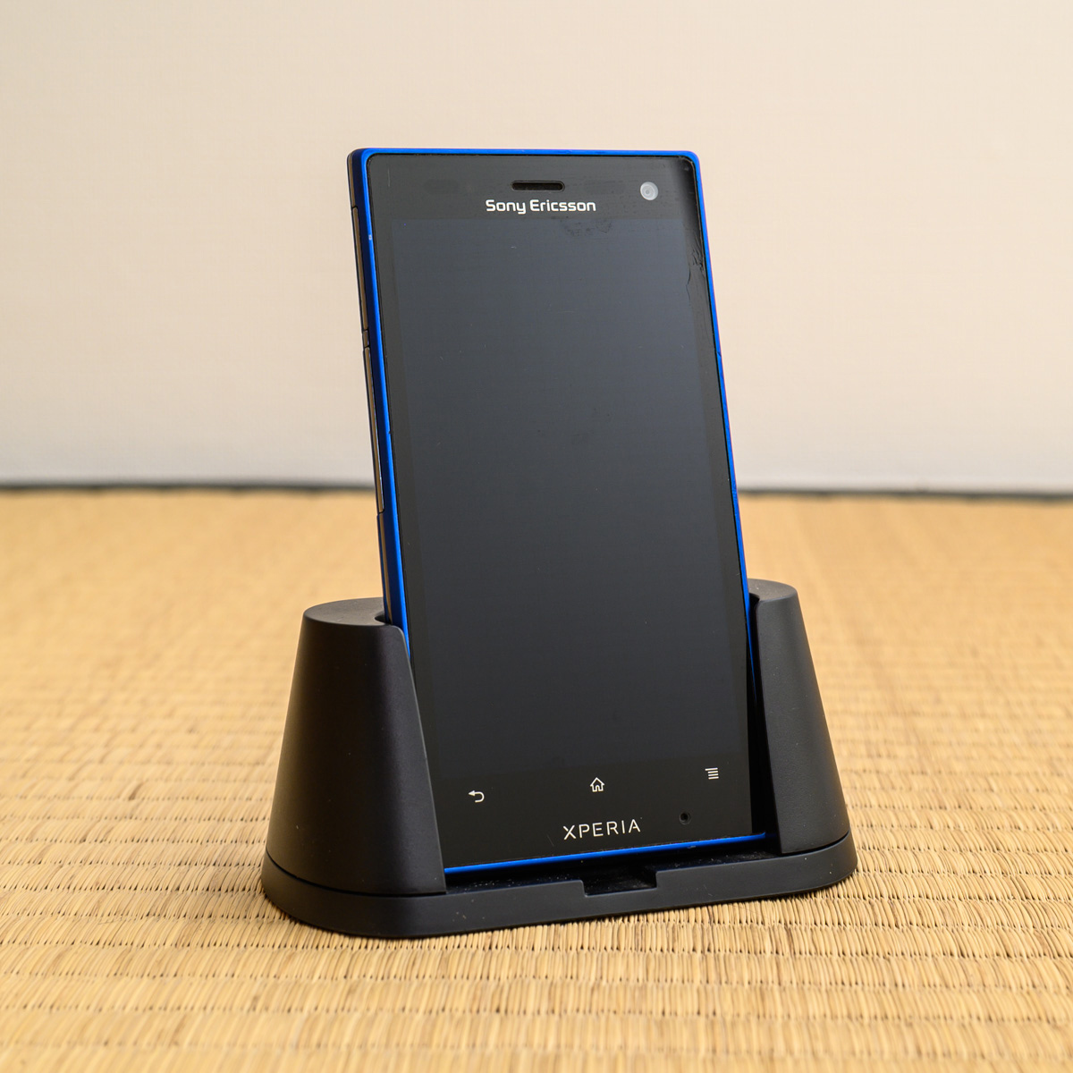 docomo ドコモスマートフォンSony Ericsson Xperia acro HD SO-03D