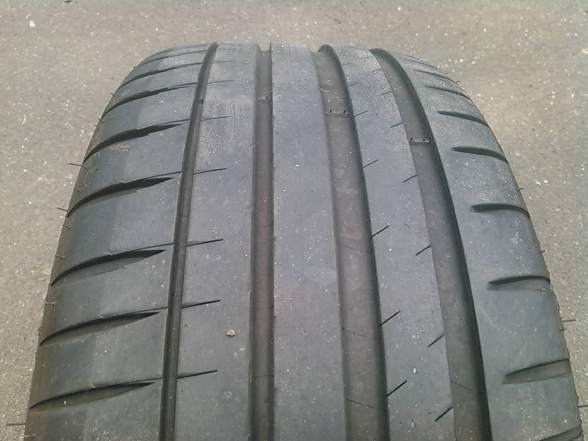 米其林最新飛行員體育4 225 / 40ZR18巴厘槽！ 1本書2016年後期MICHELIN PILOT SPORTS 4 PS 4 225/40 R 18 原文:ミシェラン 最新 パイロットスポーツ4 225/40ZR18 バリ溝！ 1本 2016年後期 MICHELIN PILOT SPORTS4 PS4 225/40R18