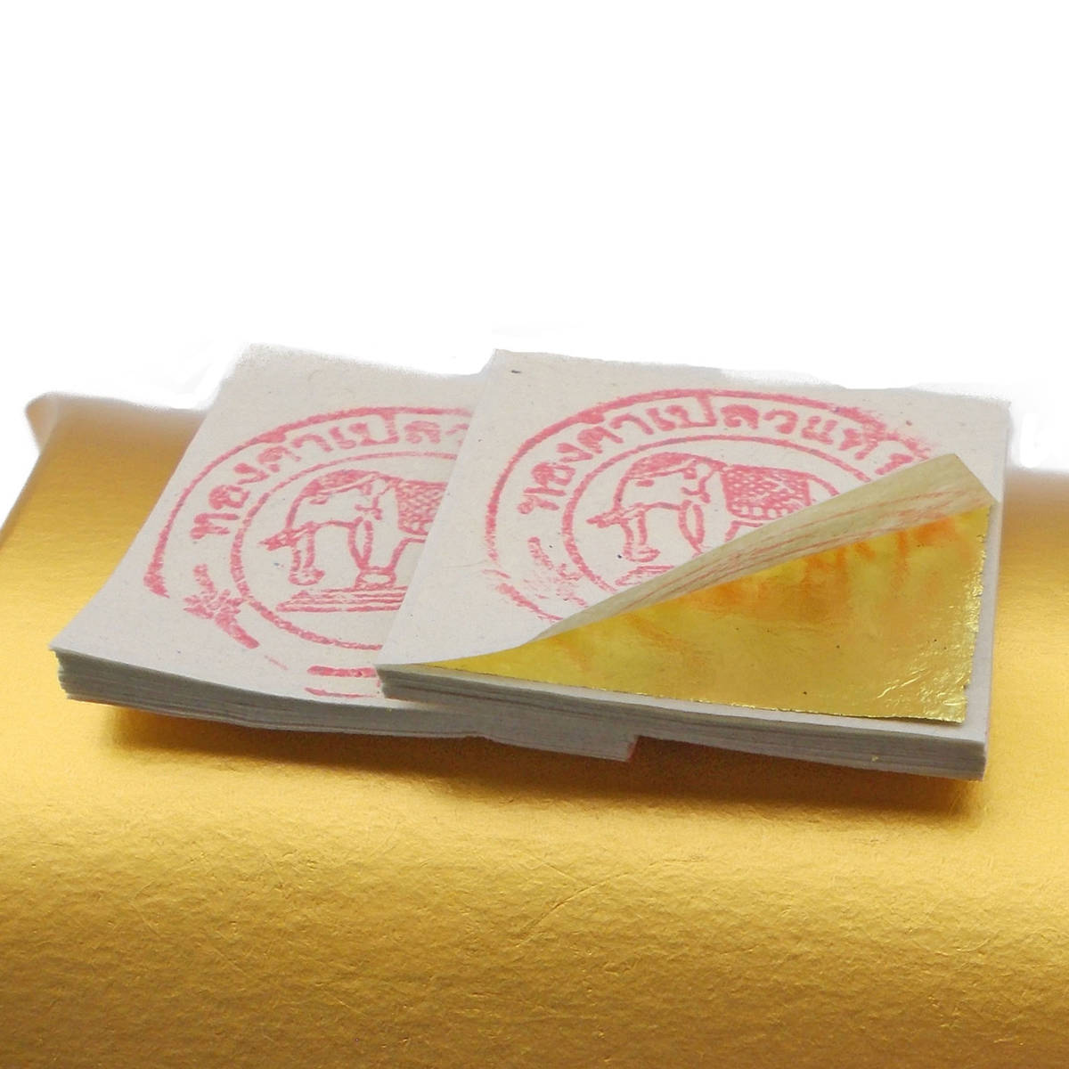 純金箔(24K) 3cm x 3cm タイ産 Gold Leaf 20枚セット タイで購入 送料無料_画像1