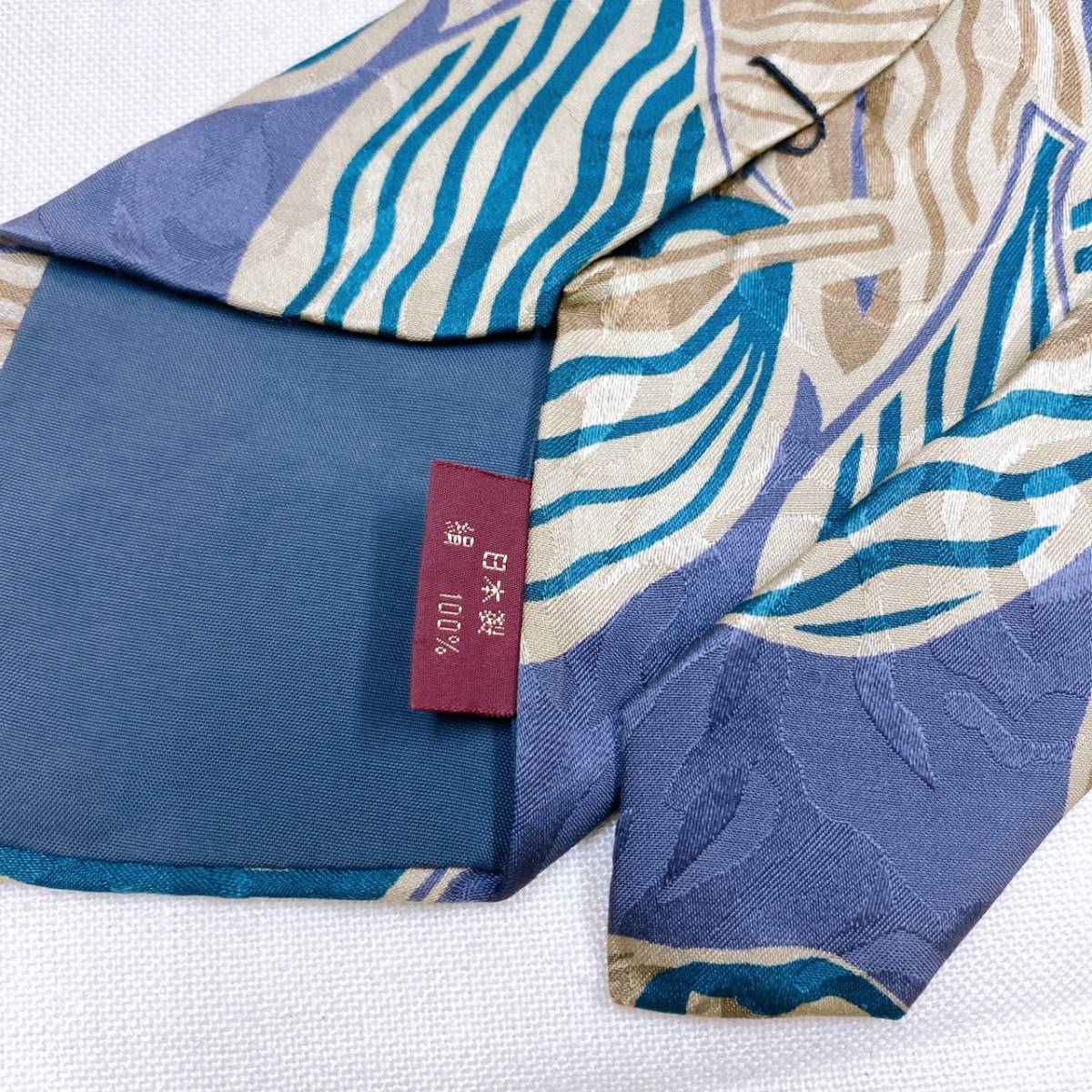 N351 美品◎ URBAN CLUB ネクタイ シルク 絹100% 日本製 総柄 上質_画像5