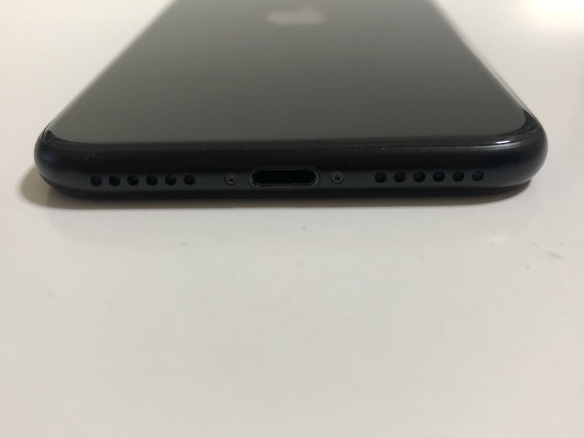 SIMフリー iPhone SE2 64GB 100% 黒-