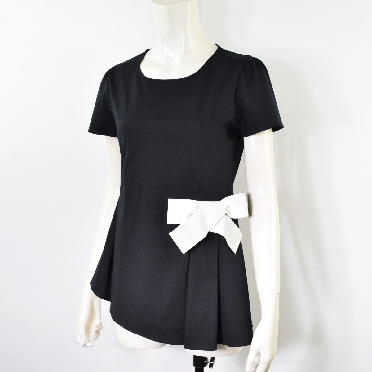 65%OFF【送料無料】 美品★コーデの主役に♪リボン付きカットソー GRACY M'S 1340-23J0327★エムズグレイシー 38 定価20000円 カタログ掲載 ブラック エムズグレイシー 65%OFF【送料無料】 美品★コーデの主役に♪リボン付きカットソー GRACY M'S 1340-23J0327★エムズグレイシー 38 定価20000円 カタログ掲載 ブラック エムズグレイシー