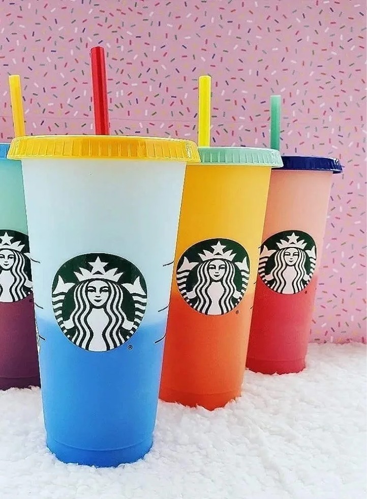 海外スタバ リユーザブルカップ 2個セット カラーチェンジング ＆ コンフェッティ(紙吹雪) スターバックス タンブラー Starbucks 710ml _画像3