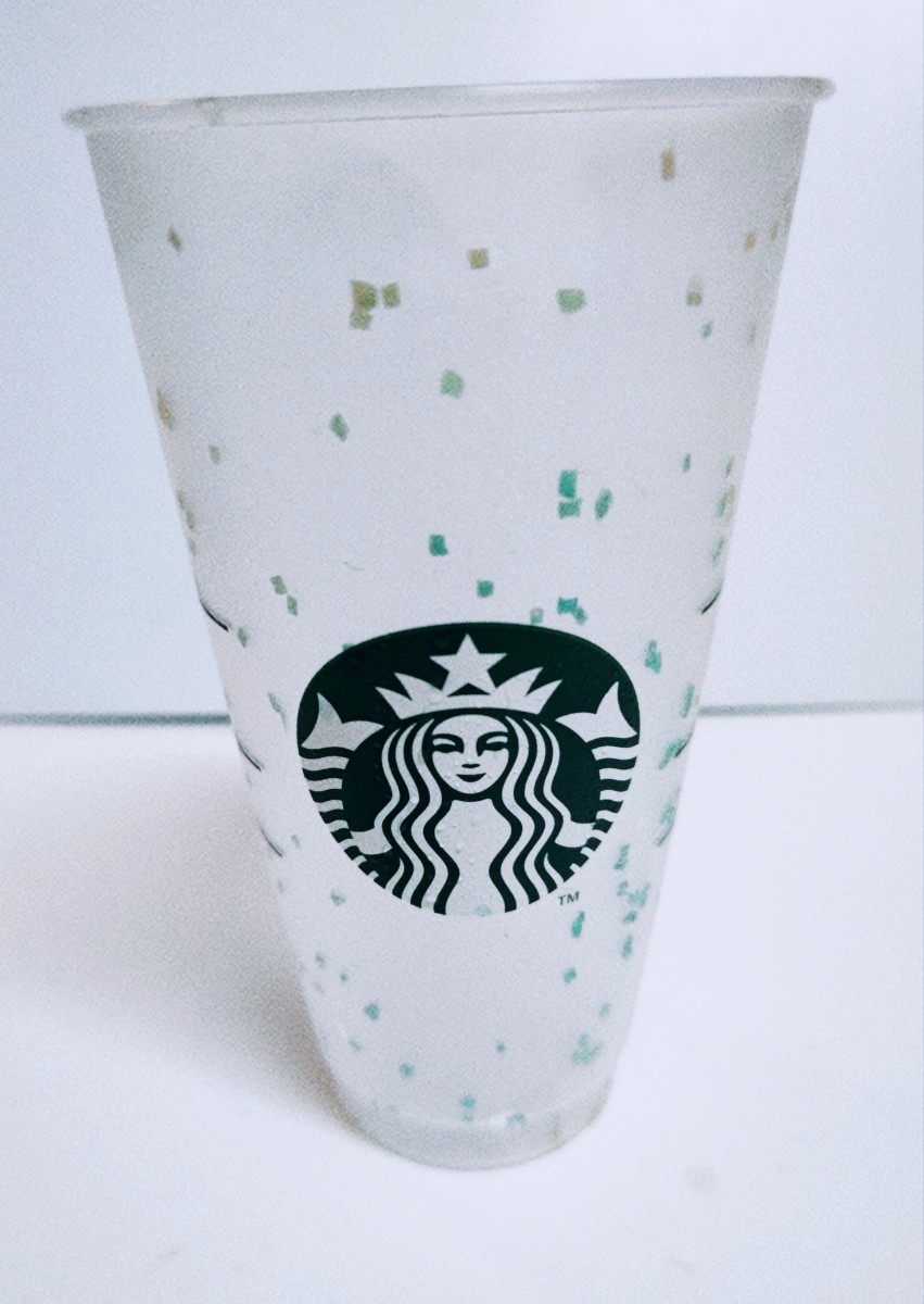 海外スタバ リユーザブルカップ 2個セット カラーチェンジング ＆ コンフェッティ(紙吹雪) スターバックス タンブラー Starbucks 710ml _画像2