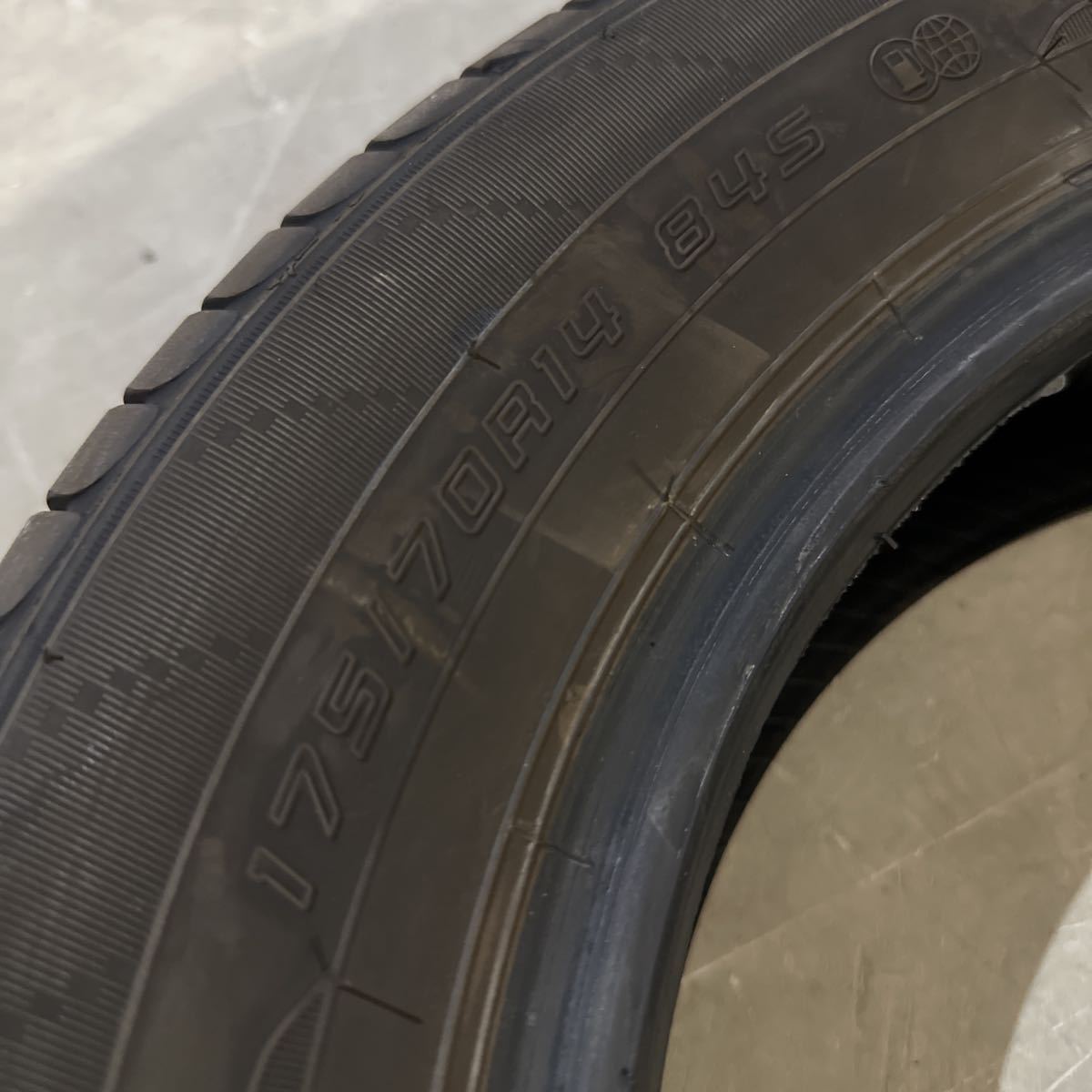 ダンロップ エナセーブEC204 175/70R14 1本のみ 2022年製　手渡可_画像2