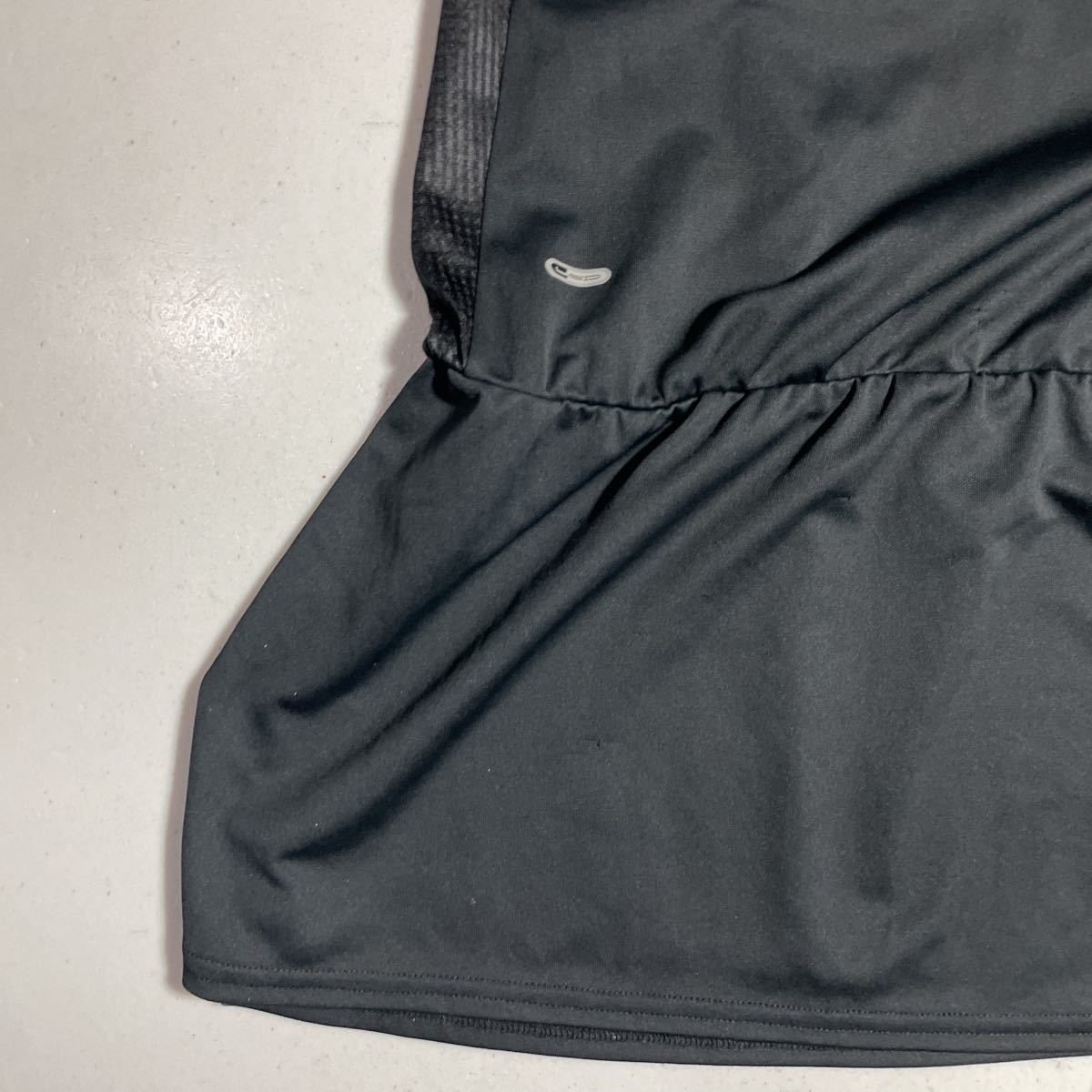 プーマ PUMA 黒 ブラック ピンク 陸上 マラソン トレーニング用 フード付 シャツ 女性用Lサイズ_画像9