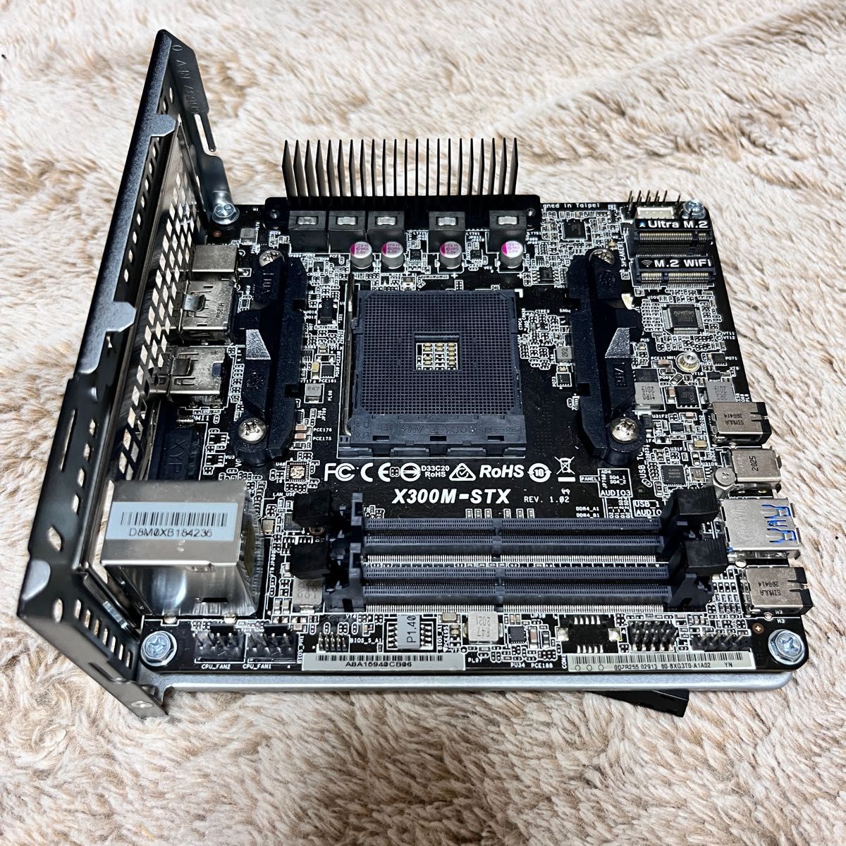 ASRock DeskMini X300 ジャンク品|Yahoo!フリマ(旧PayPayフリマ) ASRock DeskMini X300 ジャンク品|Yahoo!フリマ(旧PayPayフリマ)