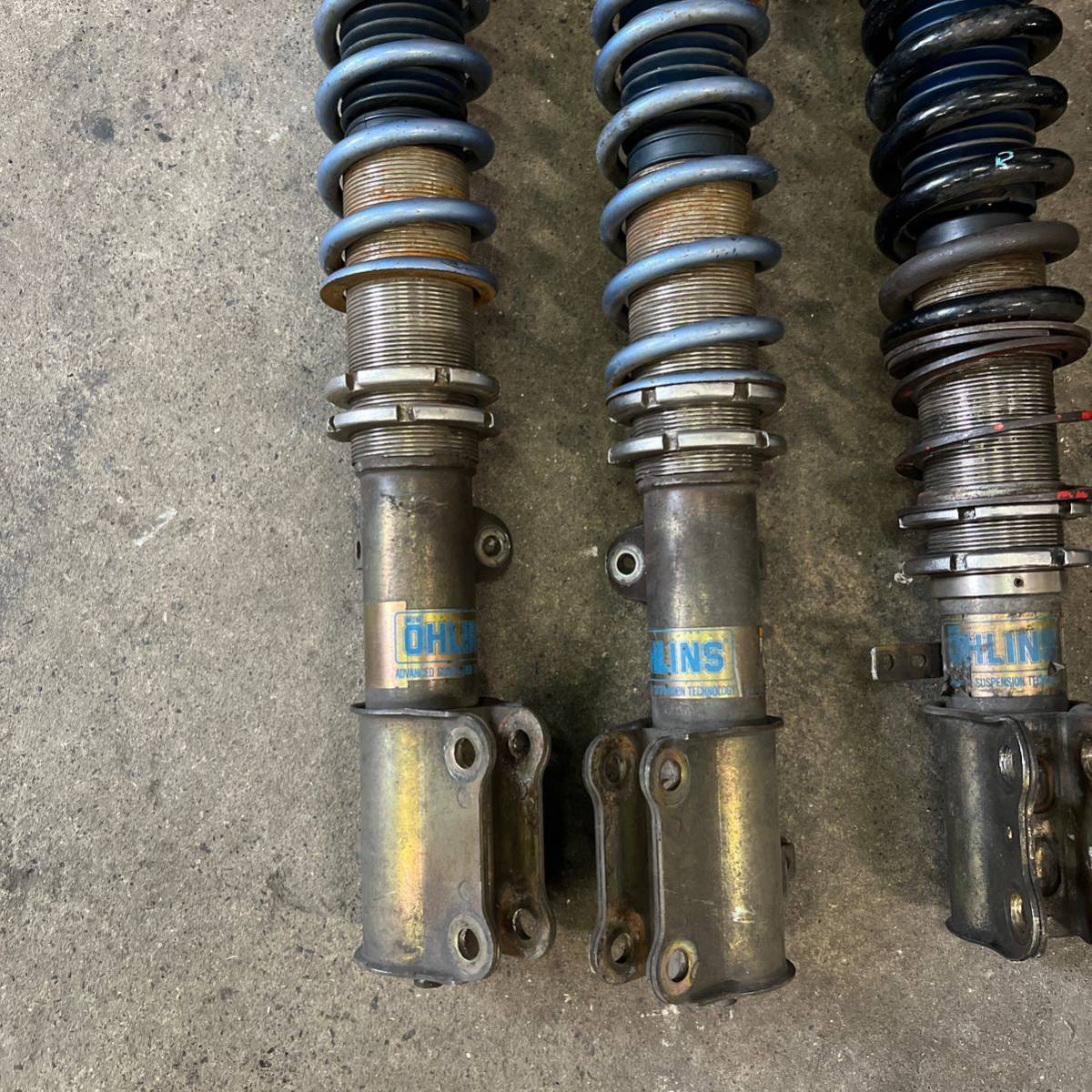 AE111 OHLINS 車高調 オーリンズ AE92 AE101 ノーマルストラット マクファーソンストラット 一台分 倒立式 動作確認済|代購幫 AE111 OHLINS 車高調 オーリンズ AE92 AE101 ノーマルストラット マクファーソンストラット 一台分 倒立式 動作確認済|代購幫
