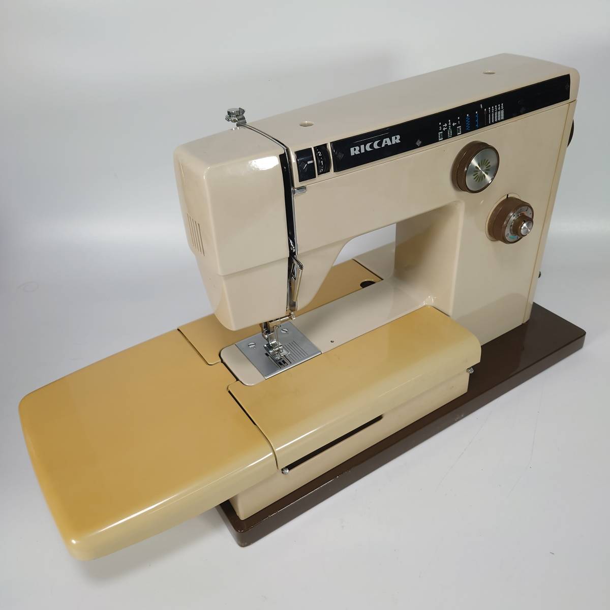  electrification verification settled RICCAR sewing machine R-805 handcraft sewing electrification OK stepping sewing machine retro Vintage li car junk 