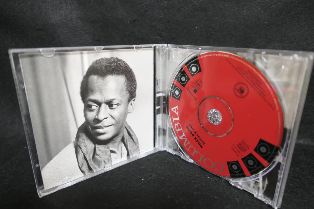 ●送料無料●中古CD● マイルス・デイビス / MILES DAVIS / SKETCHES OF SPAIN_画像3