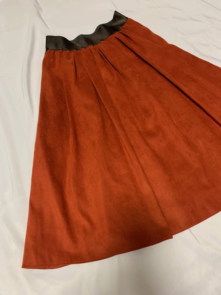 Vivienne tam ヴィヴィアンタム　スエード　高級　スカート　シンプル　赤系　アーカイブ　archive skirt