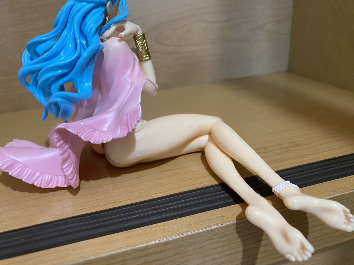 ワンピース ONE PIECE フィギュア shiny Venus ビビ ナミ ワンピース ONE PIECE フィギュア shiny Venus ビビ ナミ