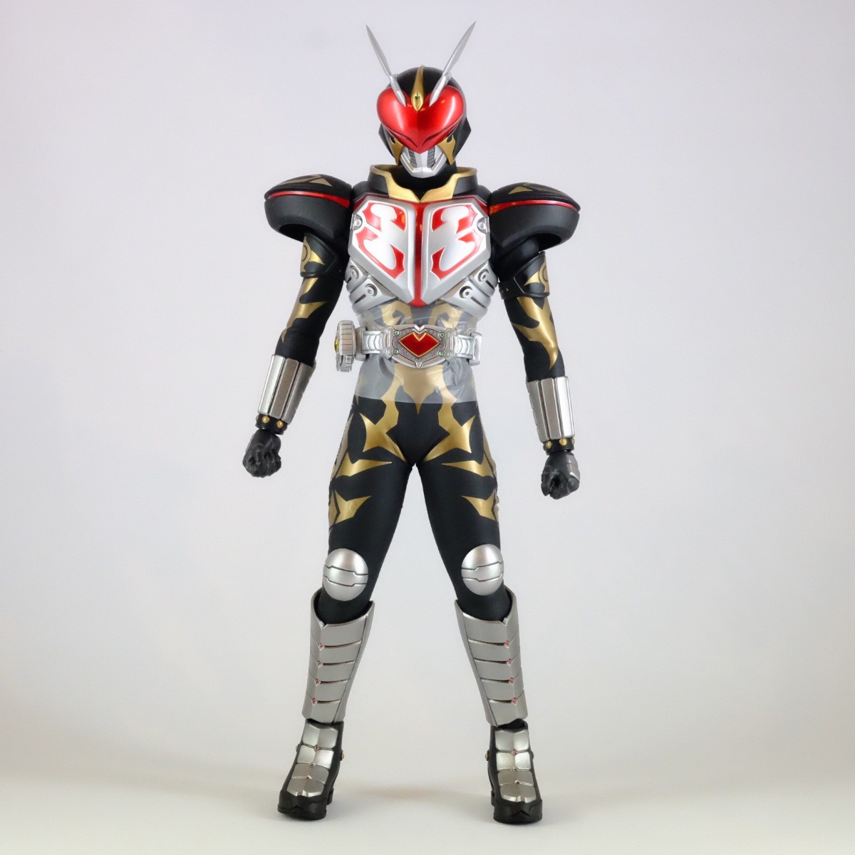 No 602 RAH DX 仮面ライダーカリス リアルアクションヒーローズ No 602 RAH DX 仮面ライダーカリス リアルアクションヒーローズ