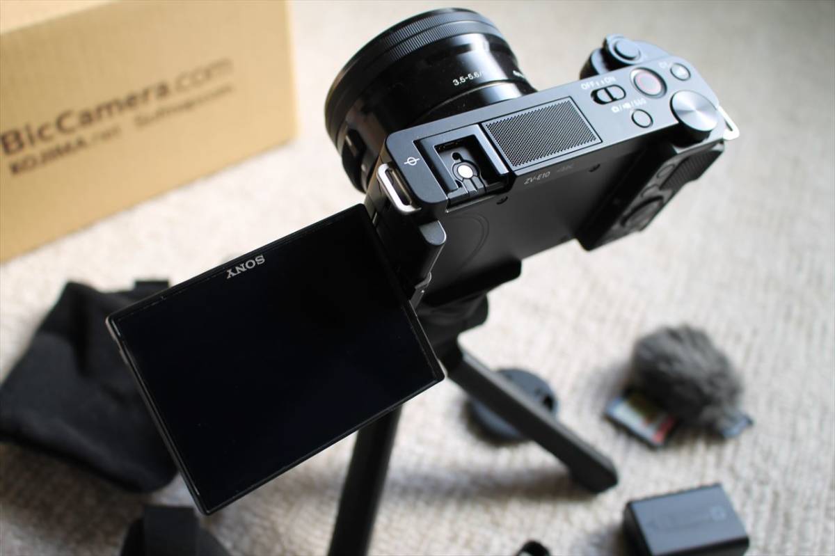ミラーレス一眼 SONY VLOGCAM ZV-E10L グリップセット GP-VPT2BT