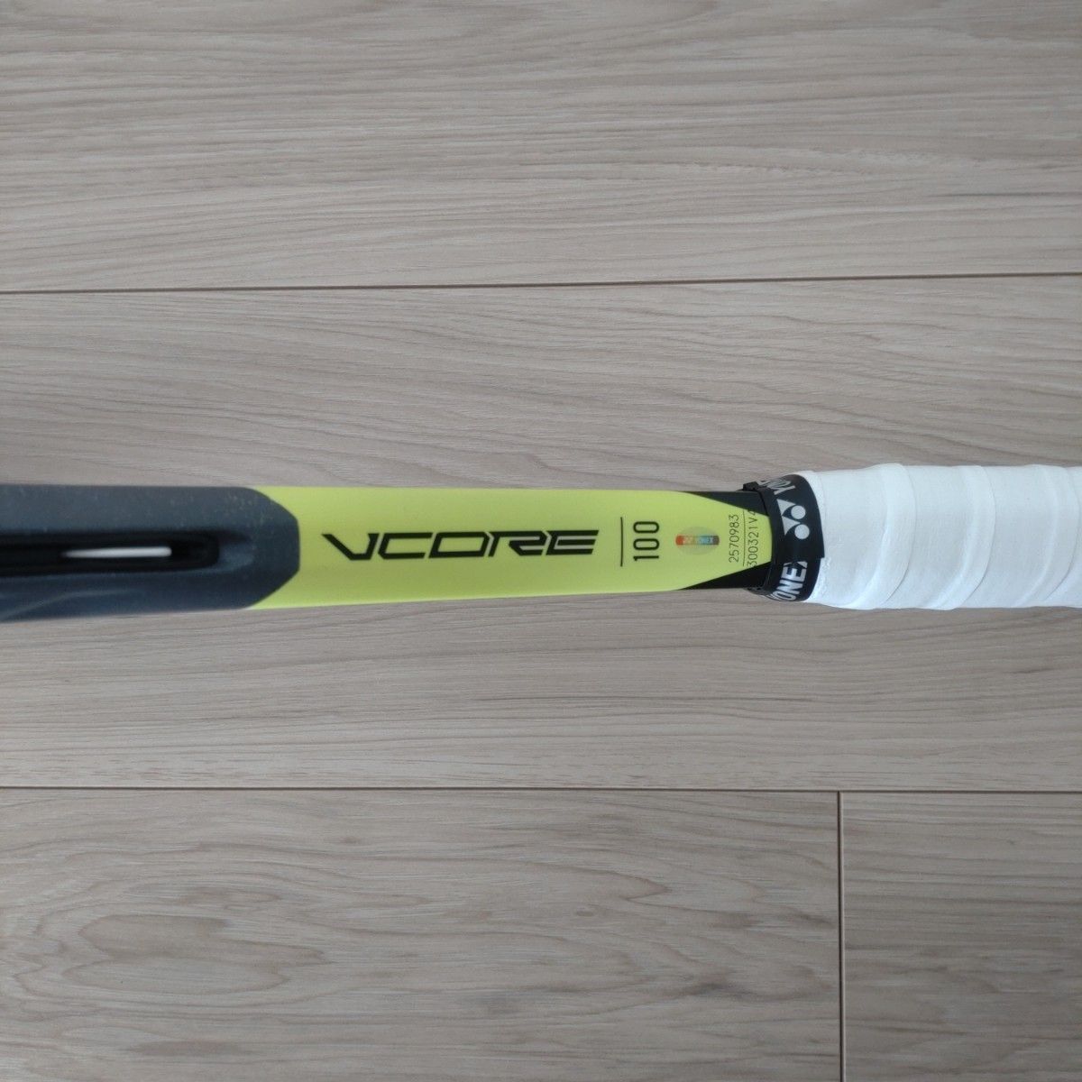 YONEX VCORE 100 限定色 黒 黄 G2 限定カラー ブラック イエロー 数量限定 ブイコア ヨネックス