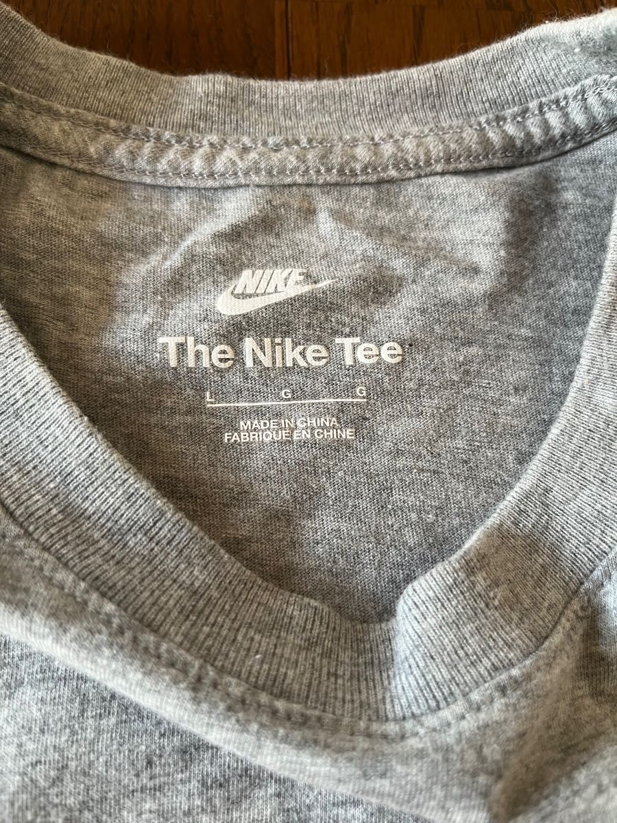 ナイキ　Tシャツ　Ｌサイズ　NIKE  半袖T シャツ　