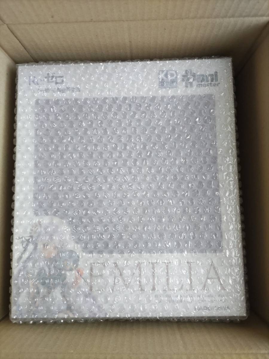 新品未開封 送料無料 ゼロから始める異世界生活エミリア レム 新品未開封 送料無料 ゼロから始める異世界生活エミリア レム