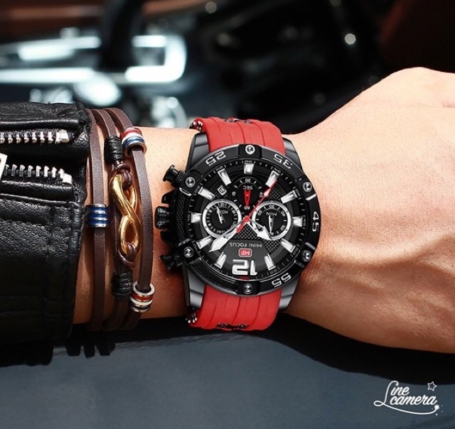 【RED black 】メンズ高品質腕時計 海外人気ブランド MINIFOCUS MF0349G04 スポーツ クロノグラフ 防水 クォーツ式 シリコンバンド_画像3