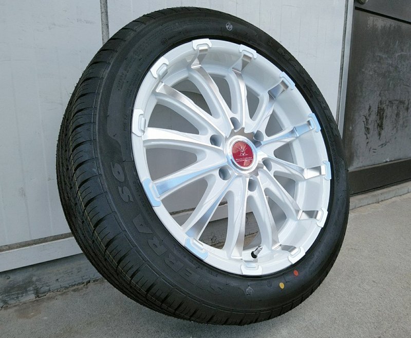 ハイエース 200系 タイヤホイール 当社特選タイヤ 225/50R18 新品4本 18インチ BD12_画像2