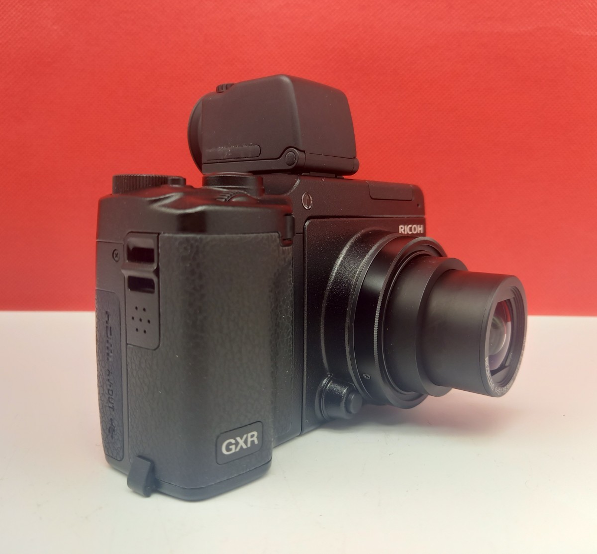 □B RICOH GXR デジタル一眼レフカメラ 5.1-15.3mm F2.5-4.4 4.9-52.5