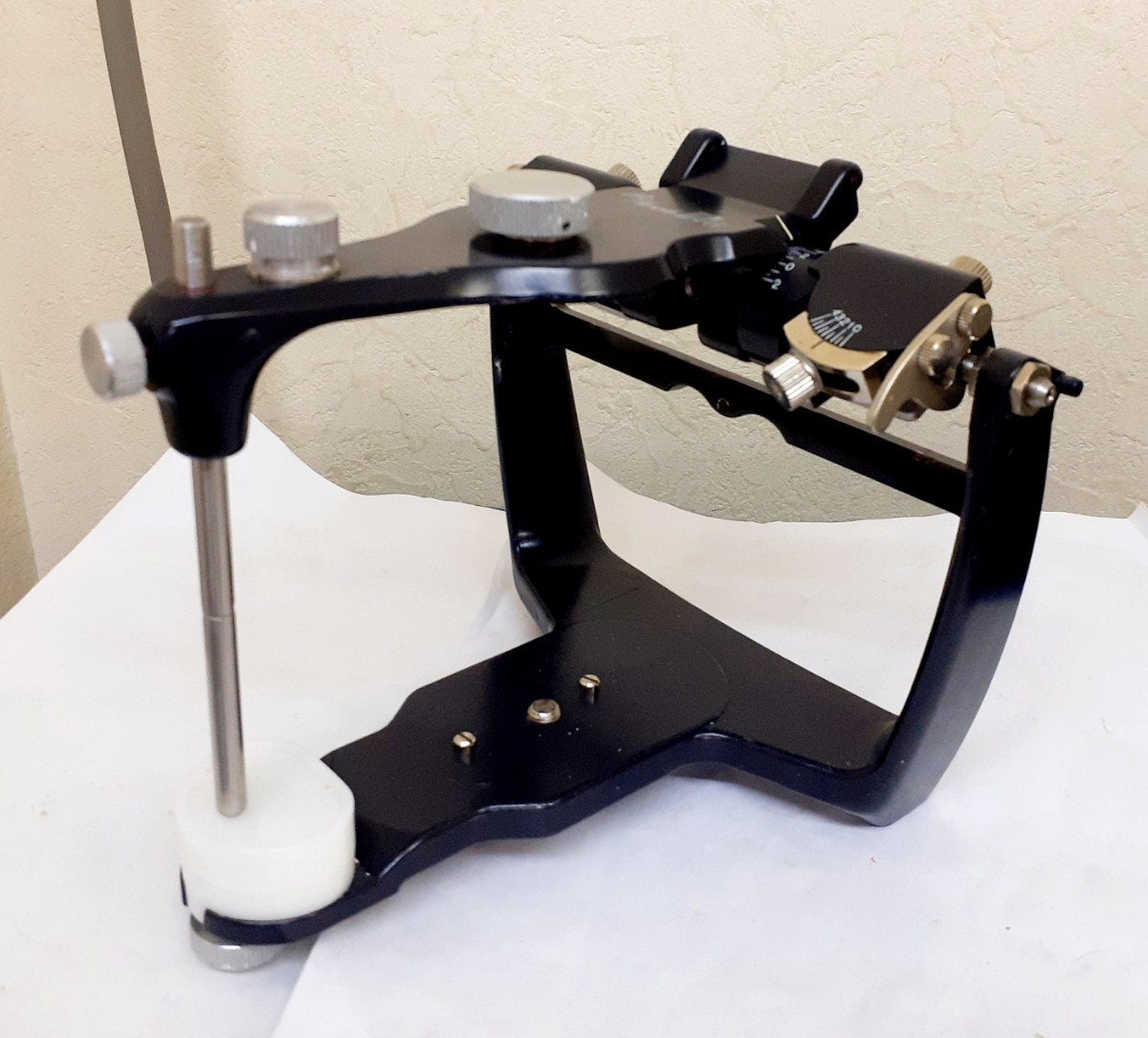 送料込み プロアーチ ⅢEG 松風 ProArch 3EG 半調節性咬合器 送料込み プロアーチ ⅢEG 松風 ProArch 3EG 半調節性咬合器