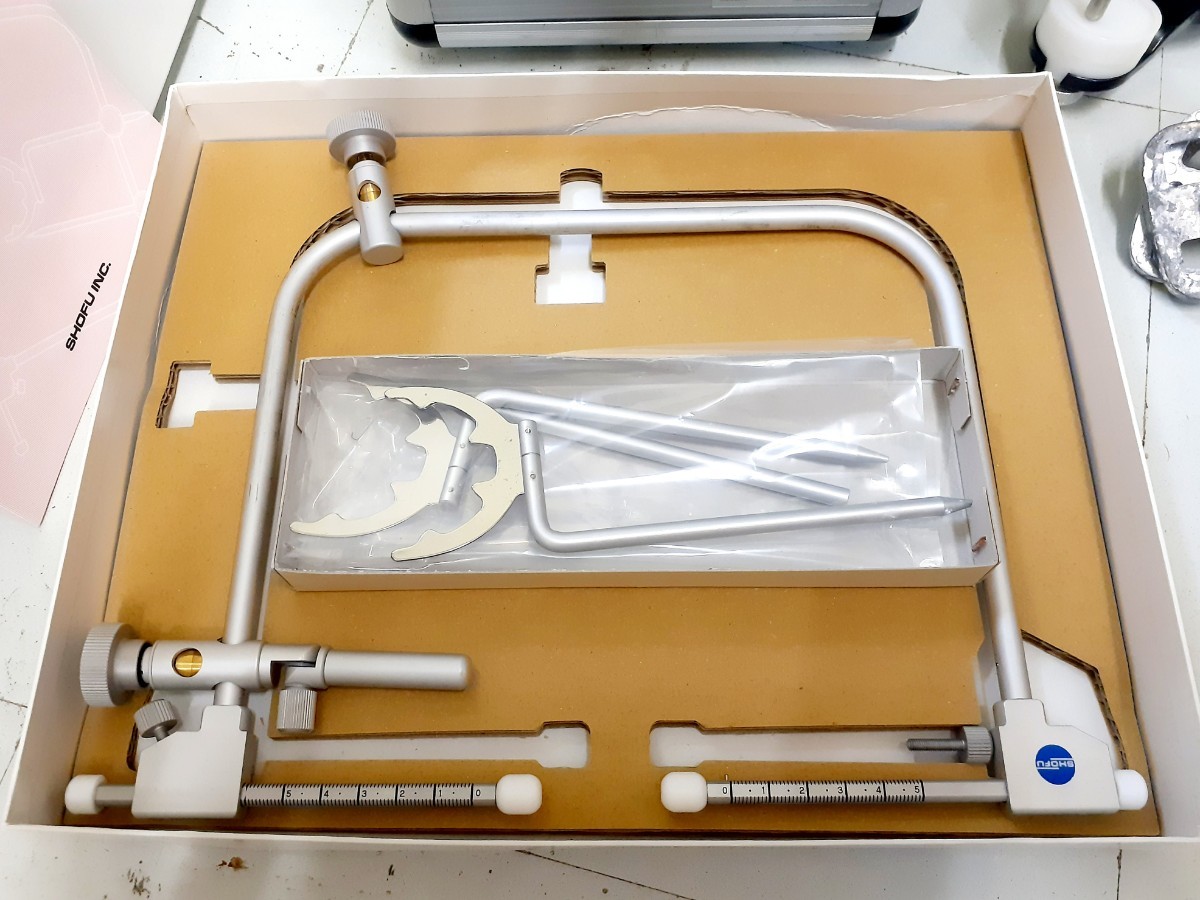 送料込み プロアーチ ⅢEG 松風 ProArch 3EG 半調節性咬合器 送料込み プロアーチ ⅢEG 松風 ProArch 3EG 半調節性咬合器