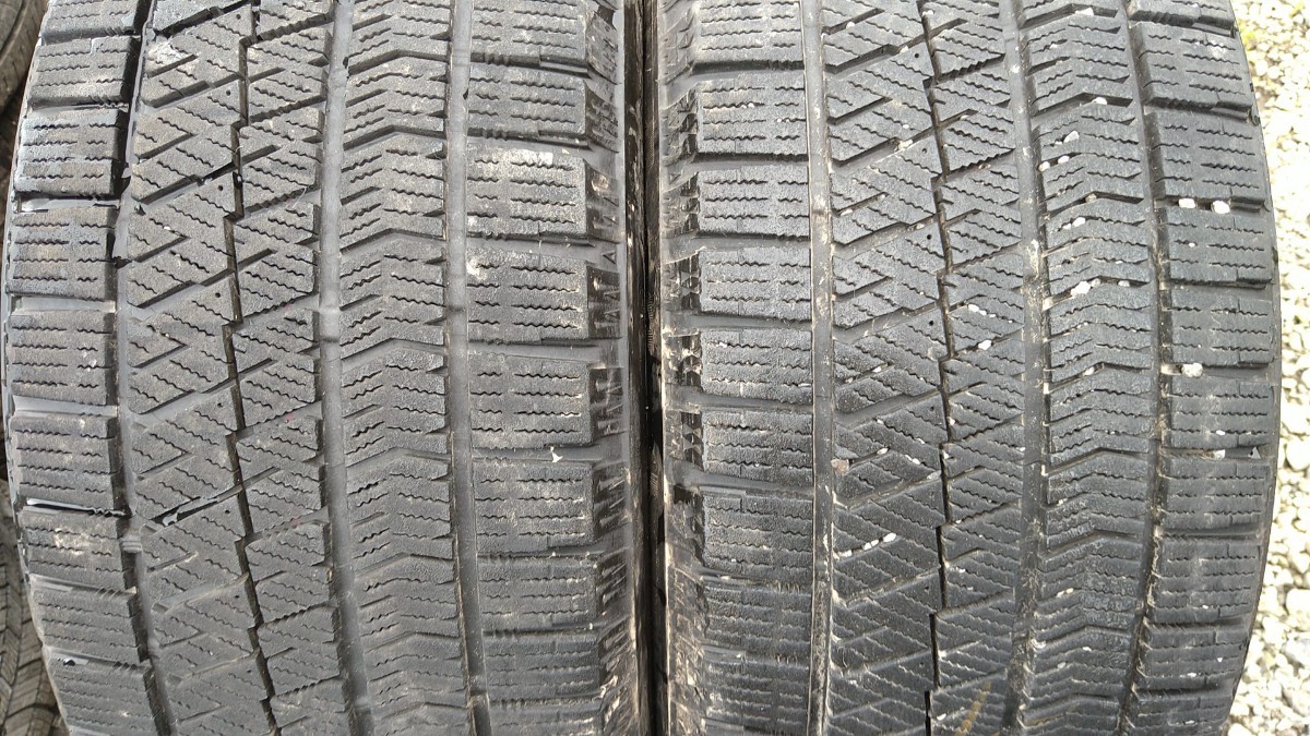 No4 中古タイヤ 195／50R16 BS VRX2 送料込み ブリヂストン　4本_画像1