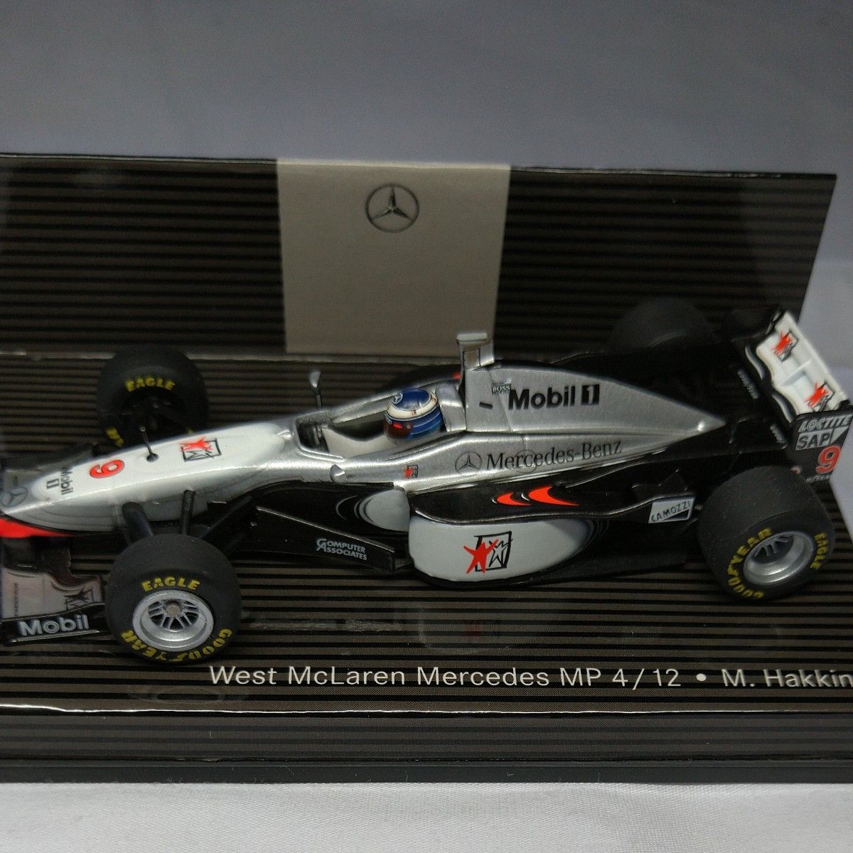 ミニカー 1/43 Mercedes  West McLaren Mercedes MP4/12 M.Hakkinen #9