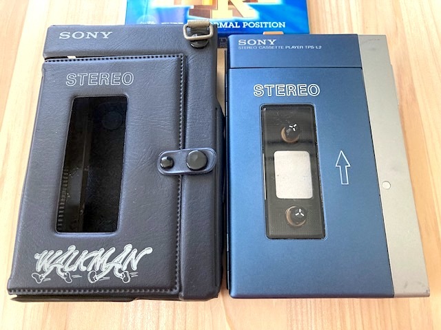 季節のおすすめ商品 WALKMAN 即決【整備済完動品】SONY TPS-L2 ケース