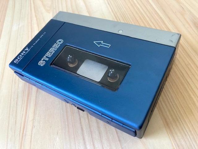 即決【整備済完動品】SONY WALKMAN TPS-L2 初代ウォークマン 高音質調整仕上げ 初期タイプ ケース付_画像6