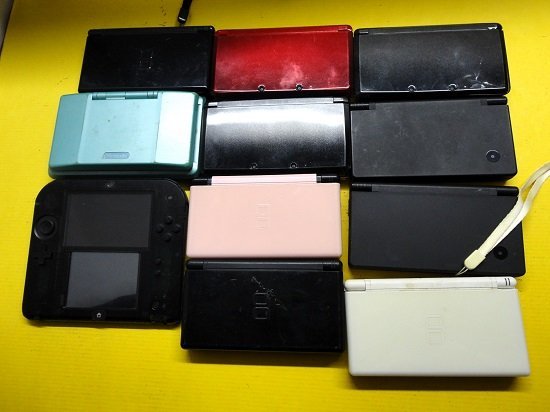 ■【ジャンク】Nintendo ジャンク 3DS本体・２DS本体・DS・DSライト本体 計11台セット ニンテンドー
