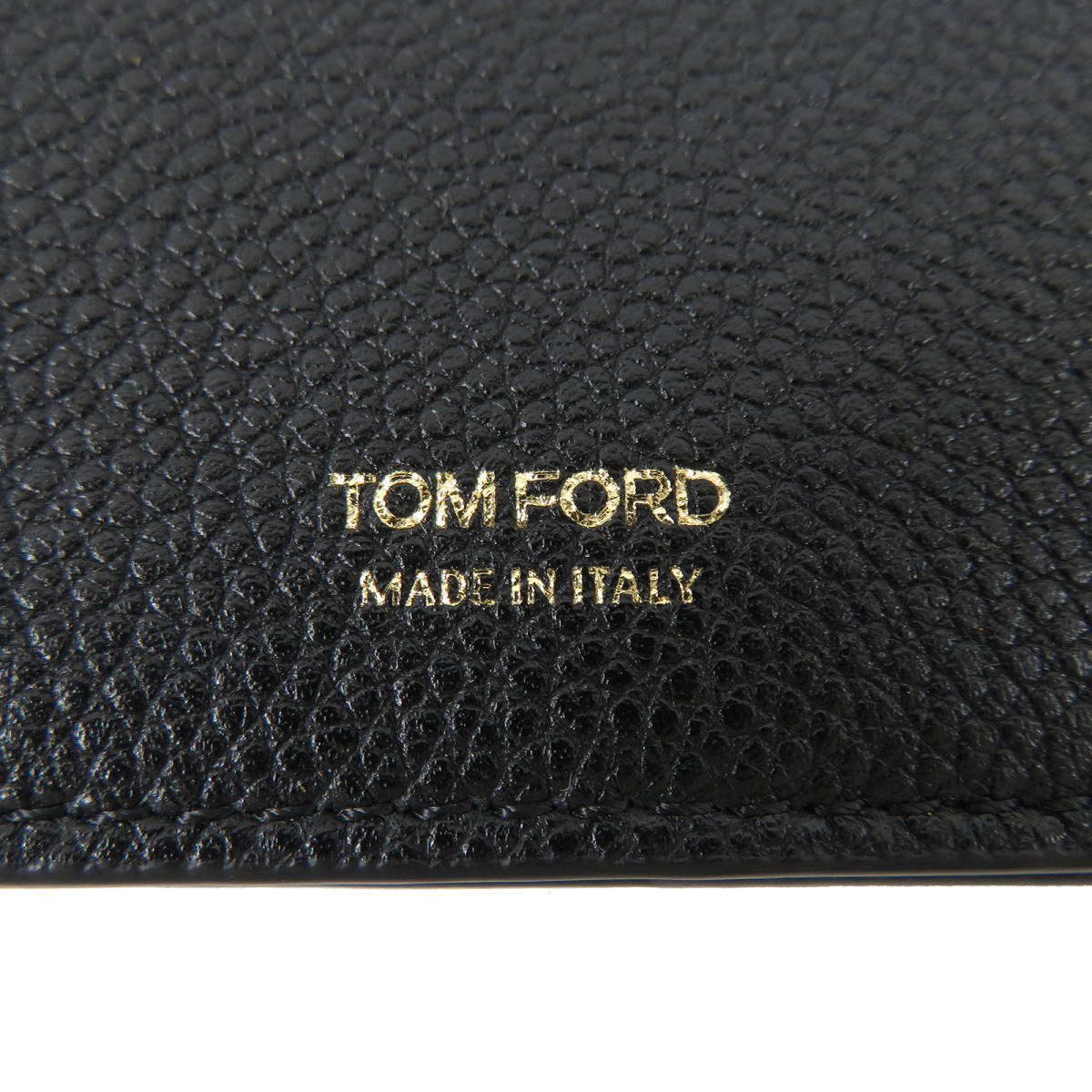 極美品 TOM FORD トムフォード パスポートケース B7サイズ シボレザー オールレザー ブラック 黒 ロゴ_画像6