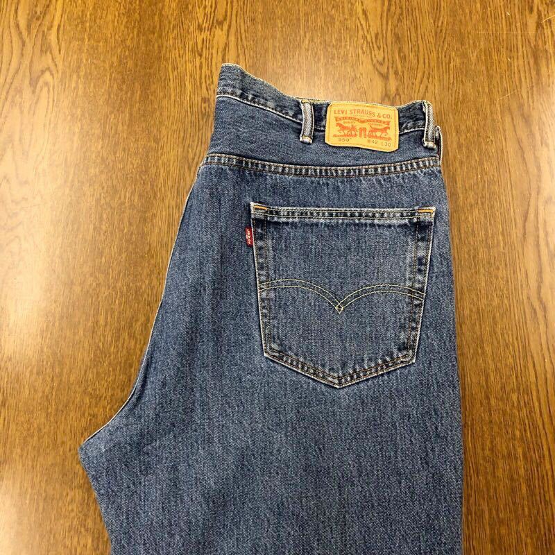 【EH261】Levi's 550 W42 L30 大きいサイズ ビッグサイズ ジーンズ ジーパン デニムパンツ メンズブランド古着 リーバイス550 送料無料の画像1