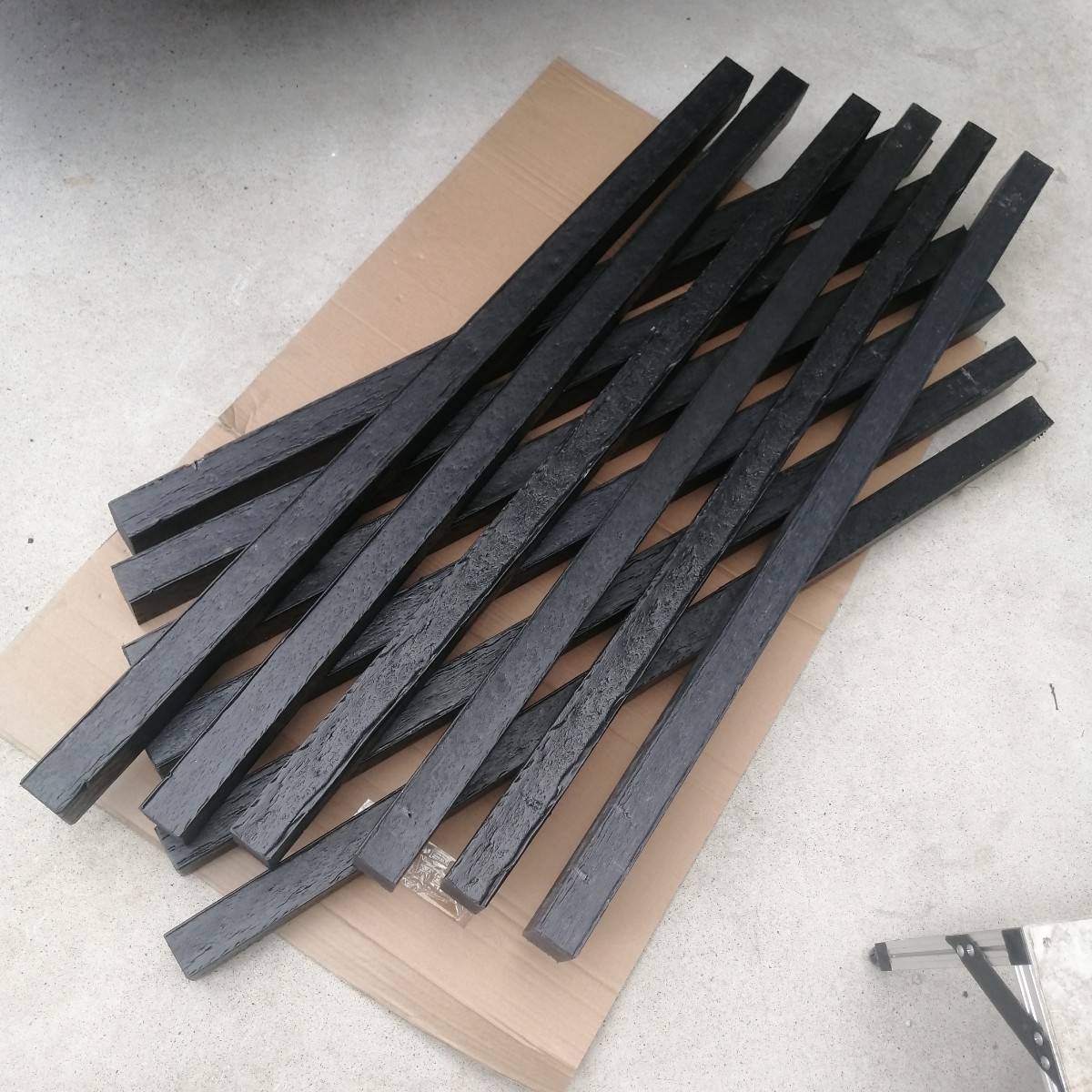 9本まとめて格安出品No,① 断面40x60㍉長さ1050㍉ DIY 木材風の再生