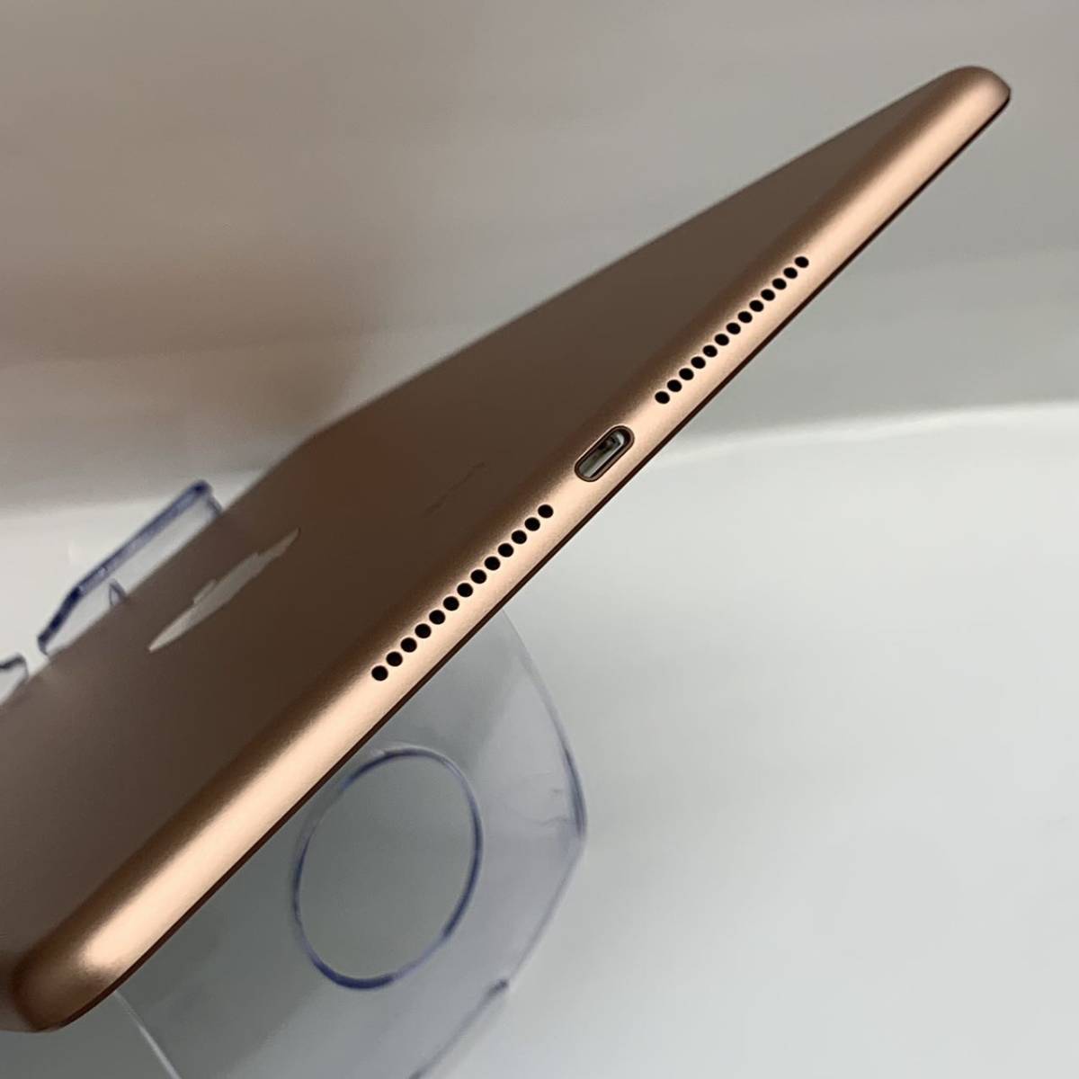 新品 】 Apple iPad 第6世代 32GB Wi-Fiモデル MRJN2J/A ゴールド