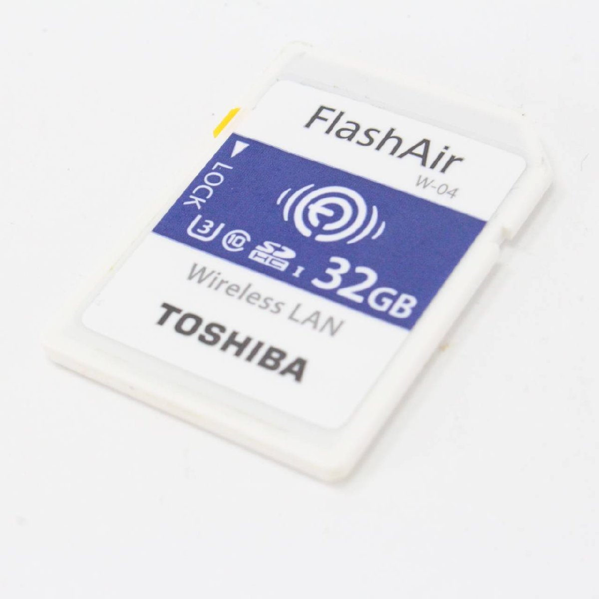高評価の贈り物 無線LAN搭載SDHCメモリカード 【中古】東芝 32GB SD