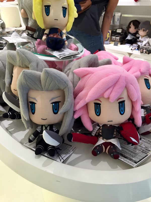ぬいぐるみ PLUSH クラウド・ストライフ ファイナルファンタジー ぬいぐるみ PLUSH クラウド・ストライフ ファイナルファンタジー